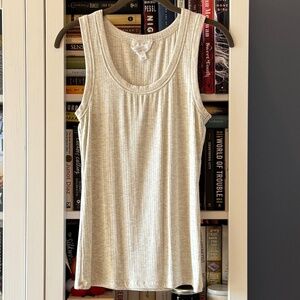 Ribbed Knit Scoop Neck Tank / Off-White / Size L